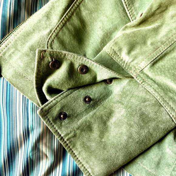 Bernardo Genuine Suede Leather Lined Jacket Zip Front w/ Pockets, Green, Medium - Picture 12 of 14